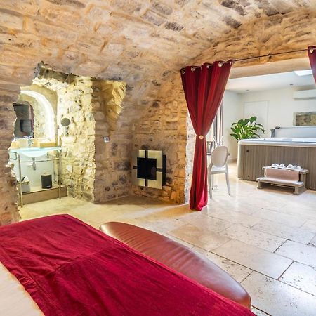 Chambre D'Hote Romantique Avec Spa Privatif Domaine Les Nuits Envoutees - Vezenobres Exteriér fotografie